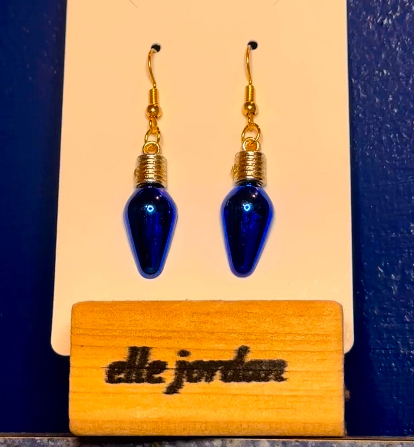 Gold Holiday Light Bulb Dangle with Blue Bulb