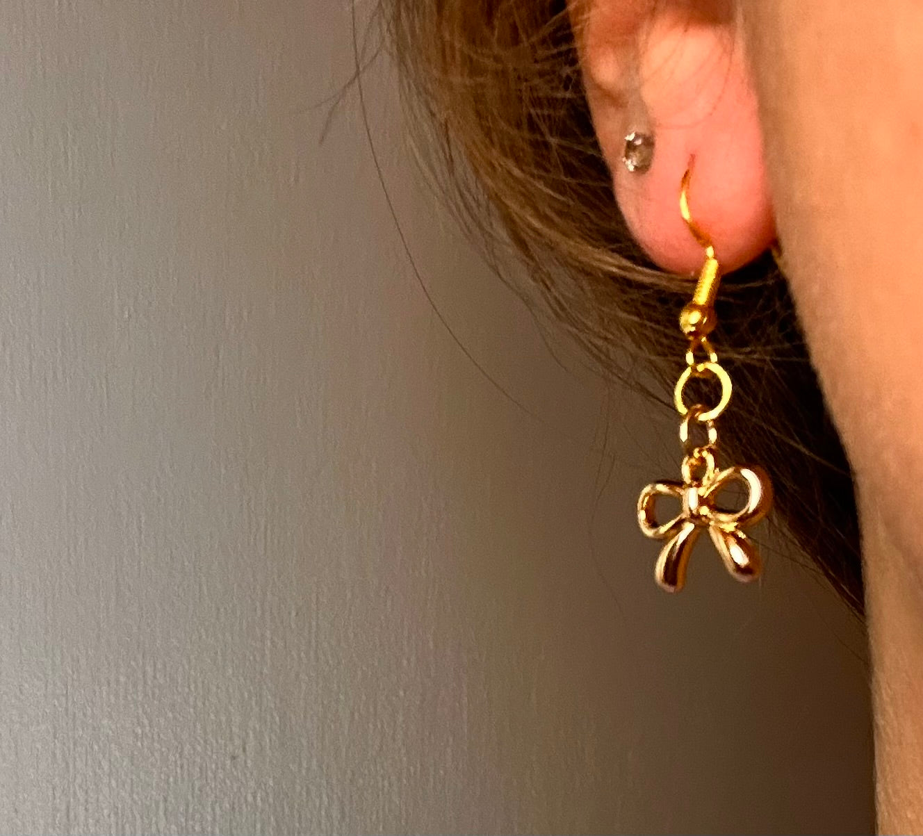 *Gold OR Silver* Thin Ribbon Bow Charm Dangle