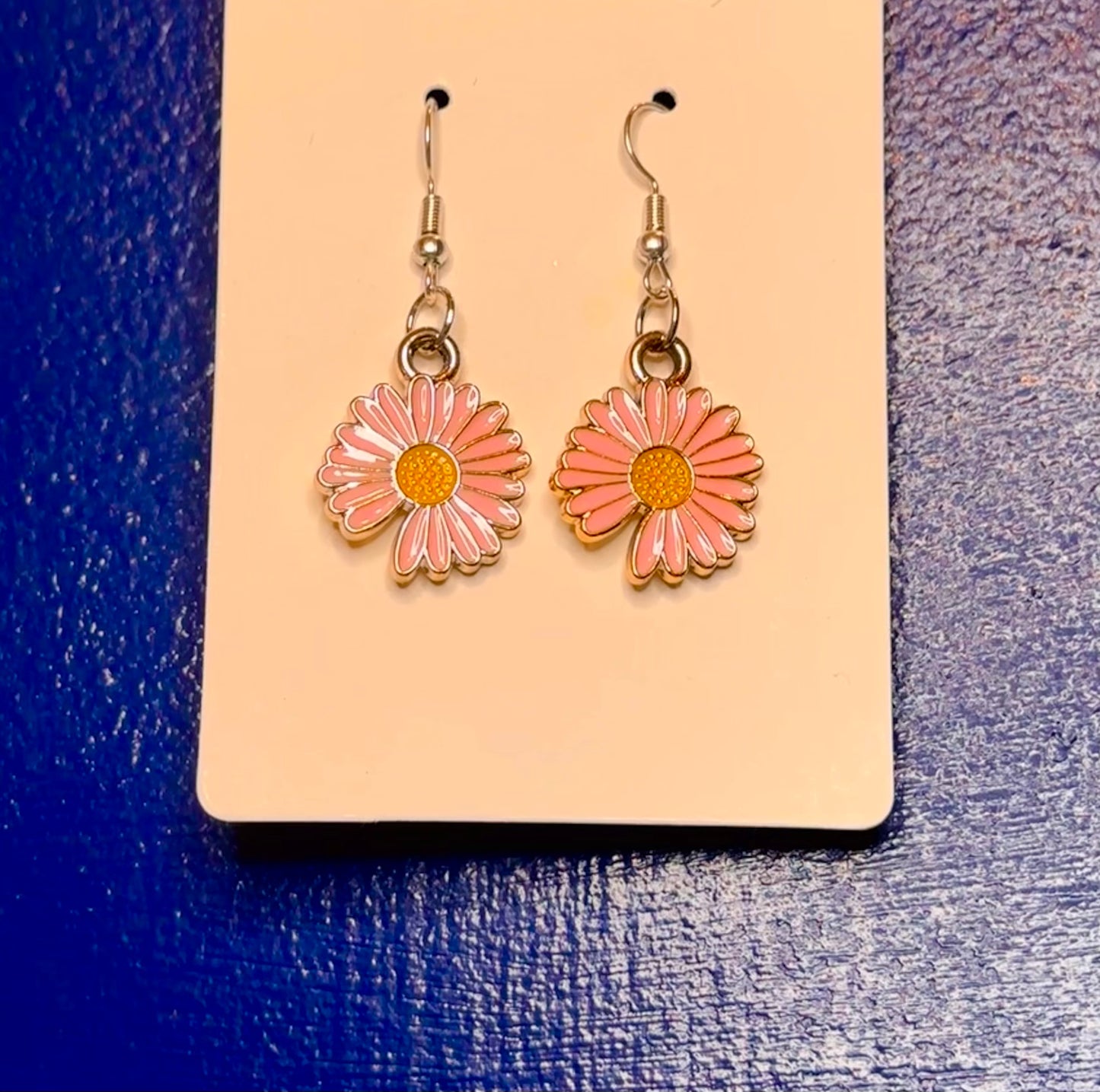 *Six Color Options* Silver Dangle with Daisy Charm